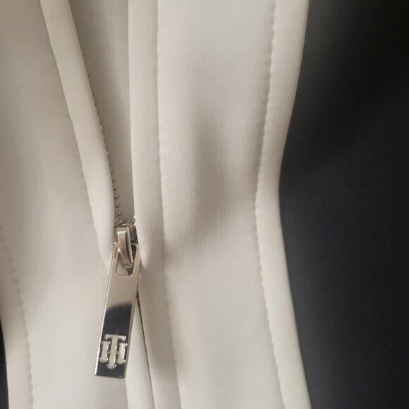 Sleeveless Black and White Dress, size 12 slim, more as 10. NWOT - Picture 4 of 7